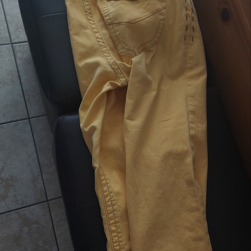 Yellow jeans
